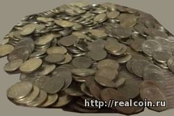 Монеты 1 и 5 копеек остаются в обороте.